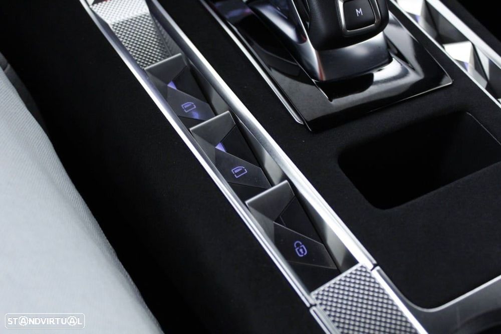 DS DS7 1.5 BlueHDi Pallas EAT8 - 34