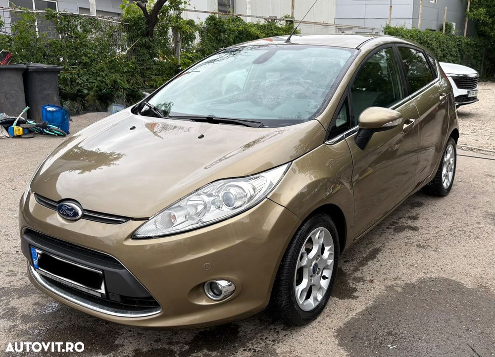 Ford Fiesta 1.4 Autom. Titanium - 3