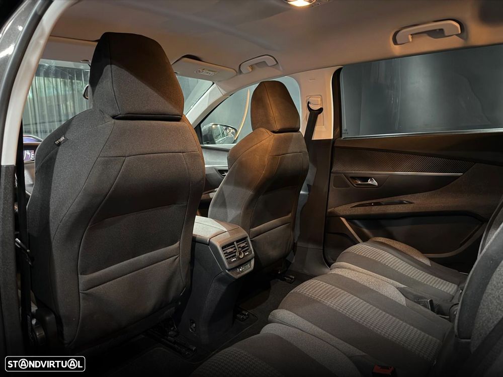 Peugeot 5008 1.5 BlueHDi Allure - 31