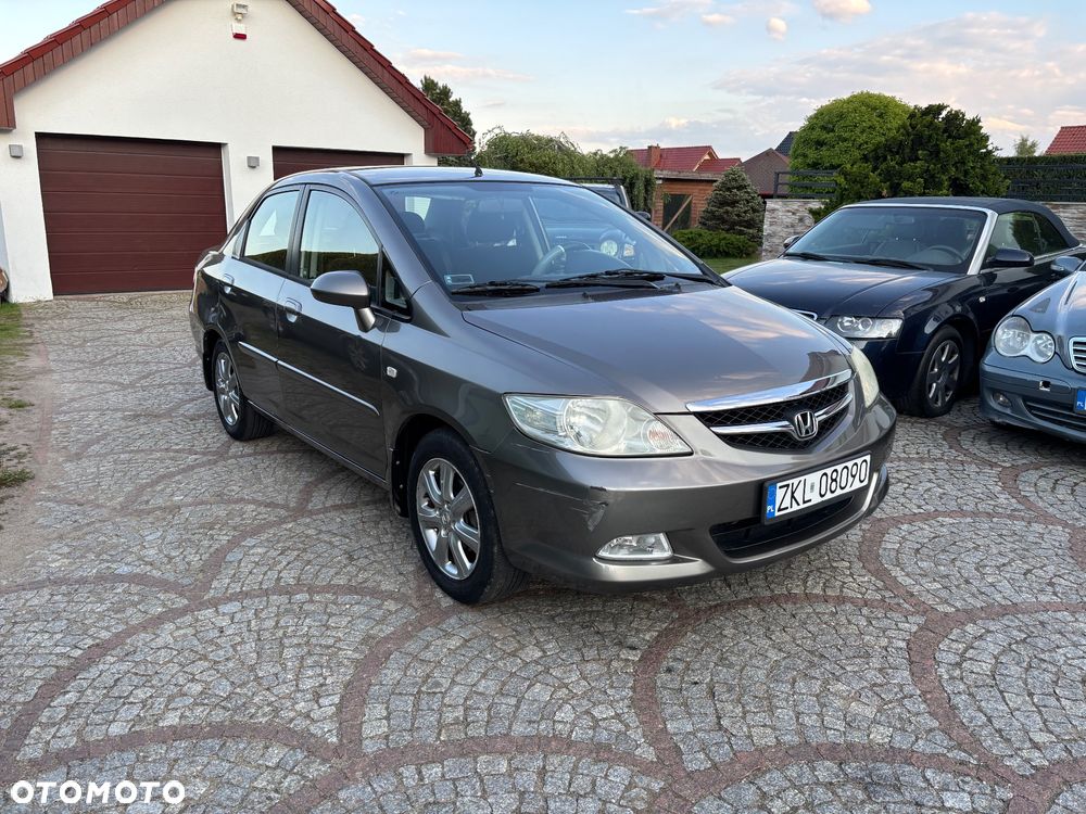 Honda City 1.4 Comfort - 2