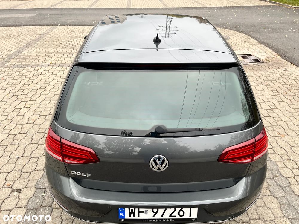 Volkswagen Golf - 9