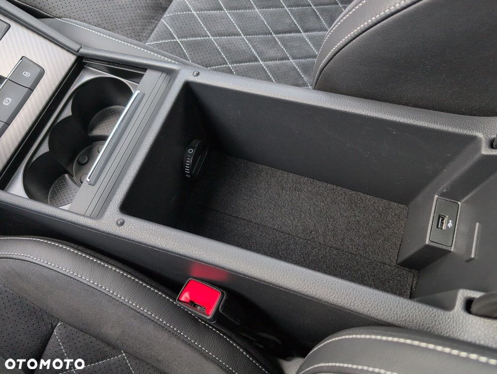 Skoda Superb 2.0 TSI 4x4 Sportline DSG - 34