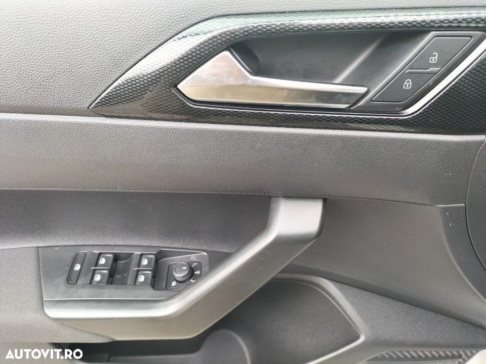 Volkswagen Taigo 1.0 TSI DSG Life - 14