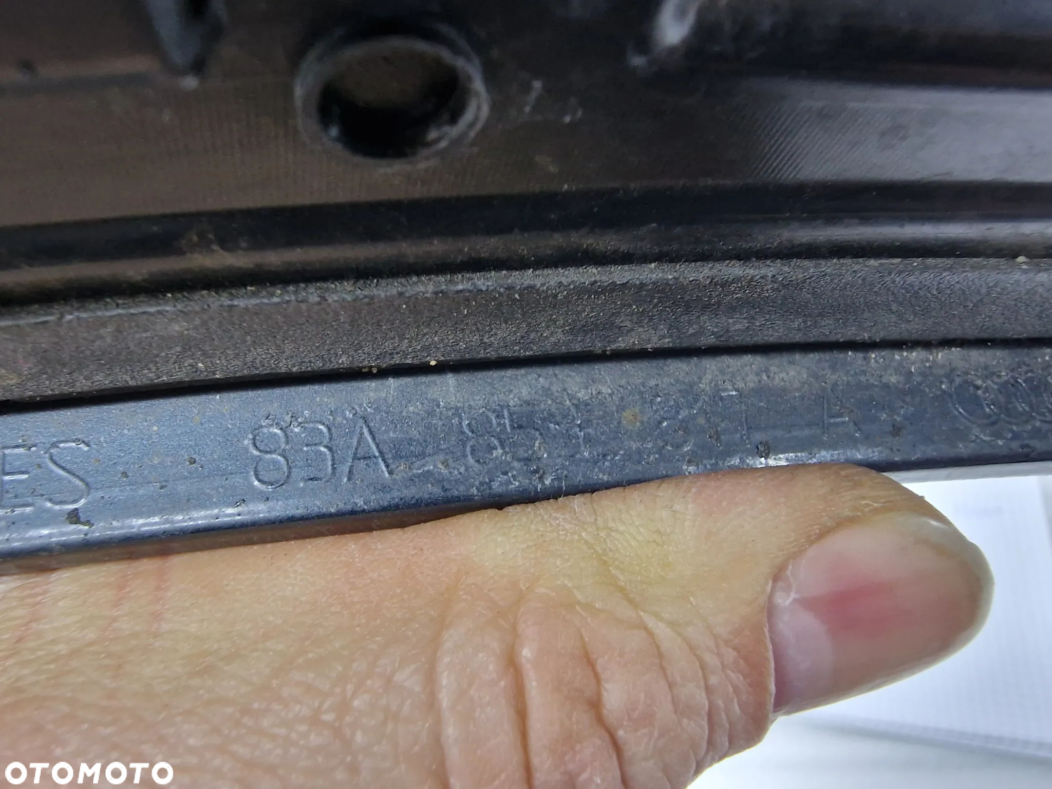 AUDI Q3 II 83A 18- LEWA TYLNA TYŁ LISTWA NAKŁADKA BŁOTNIKA , NR 83A853817A , NR AUKCJI NB88 - 16