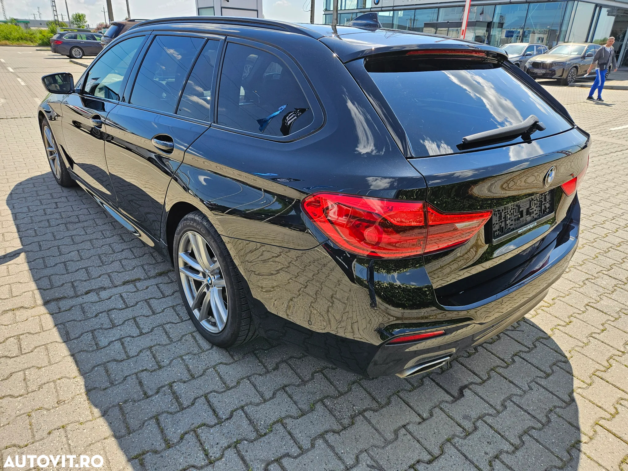 BMW Seria 5 520d Touring Aut. M Sport Edition - 7