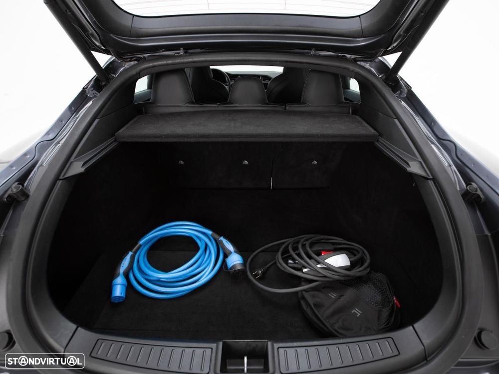 Tesla Model S 75D - 13