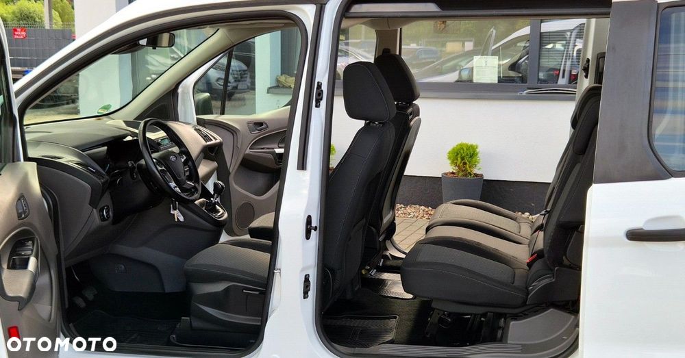 Ford Transit Connect - 7