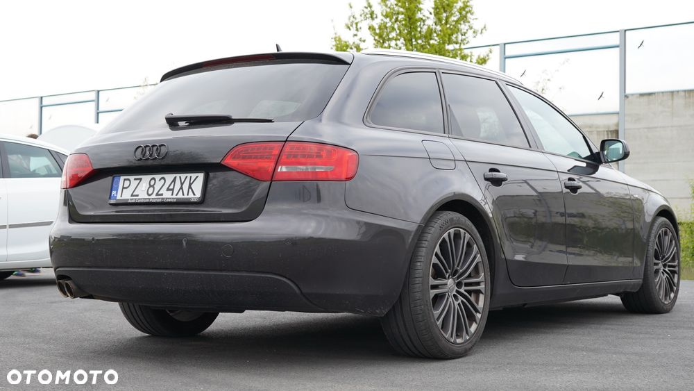 Audi A4 Avant 2.0 TDI DPF quattro S line Sportpaket (plus) - 7
