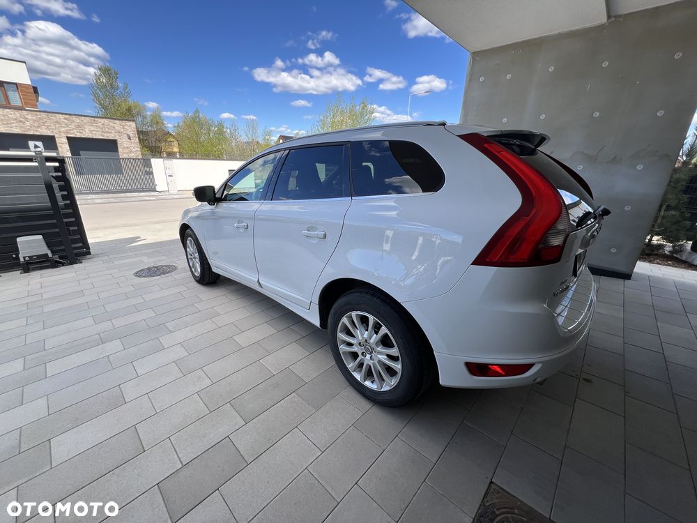 Volvo XC 60 - 4
