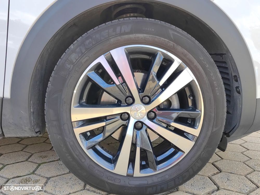 Peugeot 5008 1.6 BlueHDi Allure EAT6 - 20