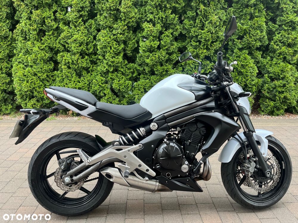 Kawasaki ER - 2