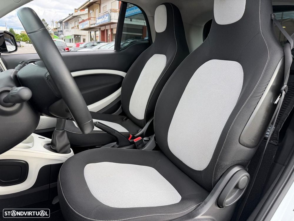 Smart ForTwo Coupé 1.0 Passion 71 - 9