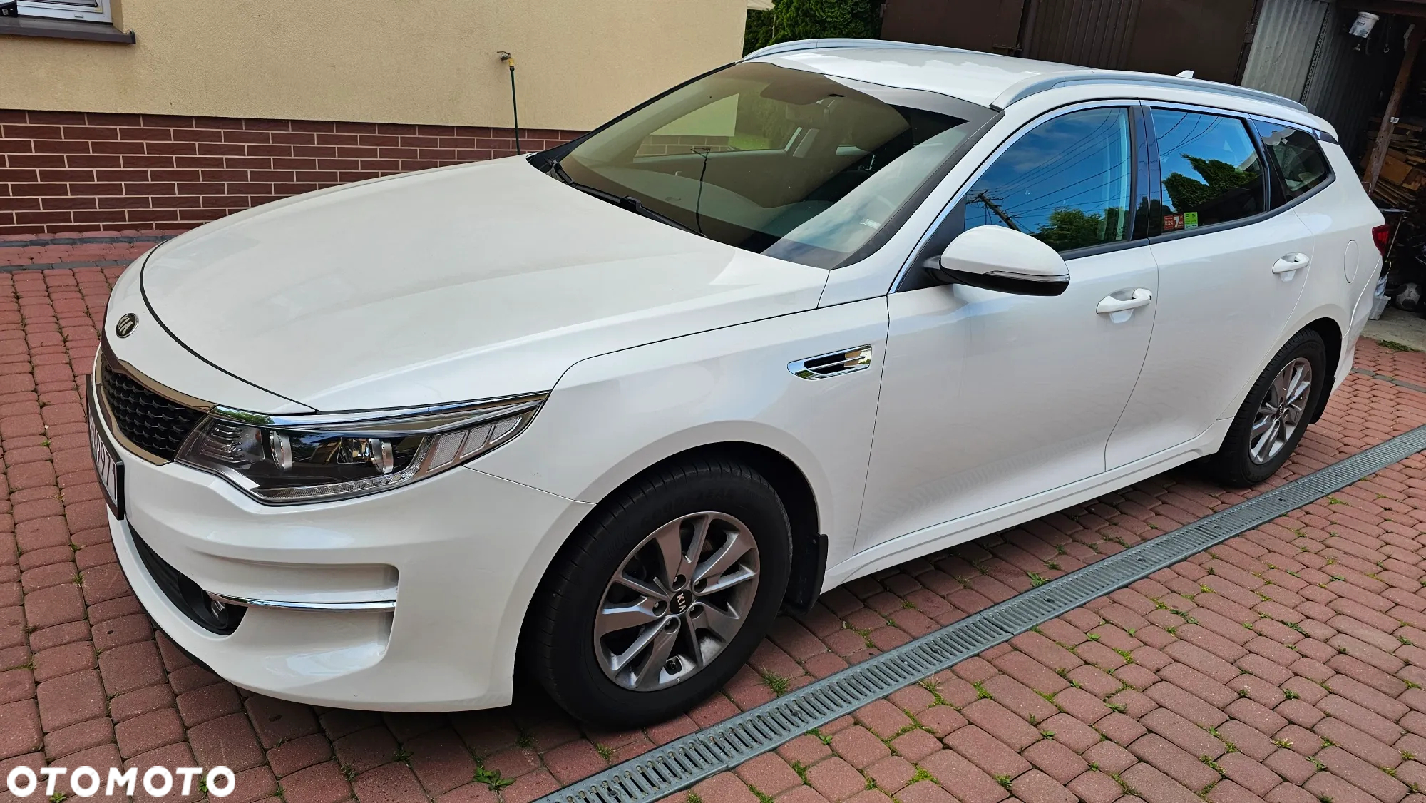 Kia Optima 1.7 CRDI L DCT - 14