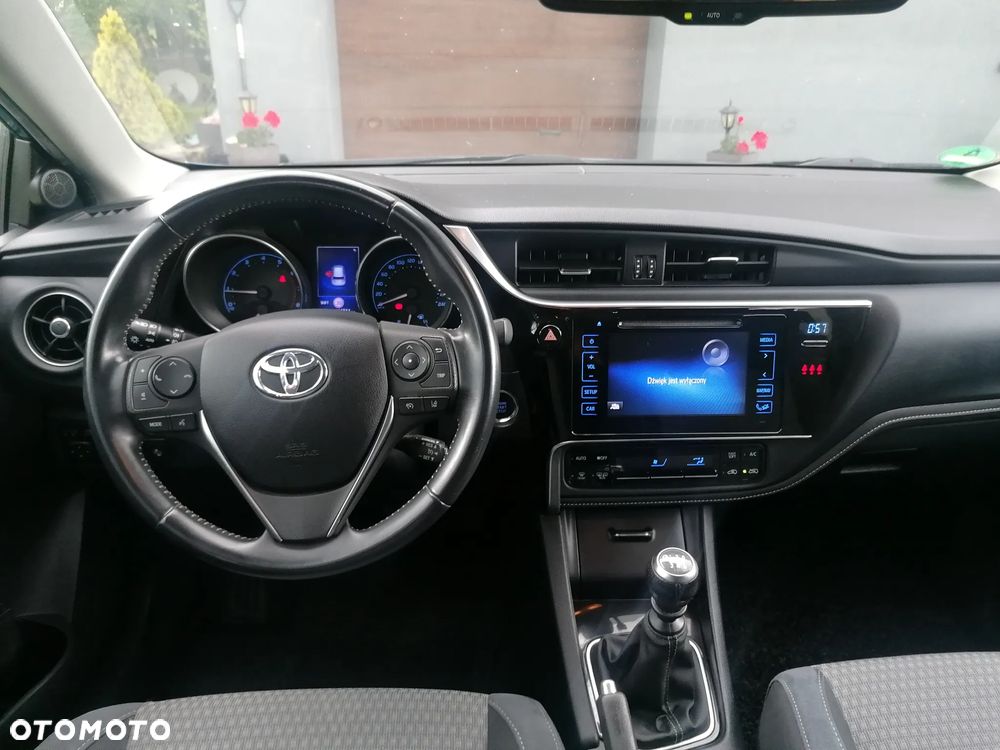 Toyota Auris 1.2 T Prestige - 12