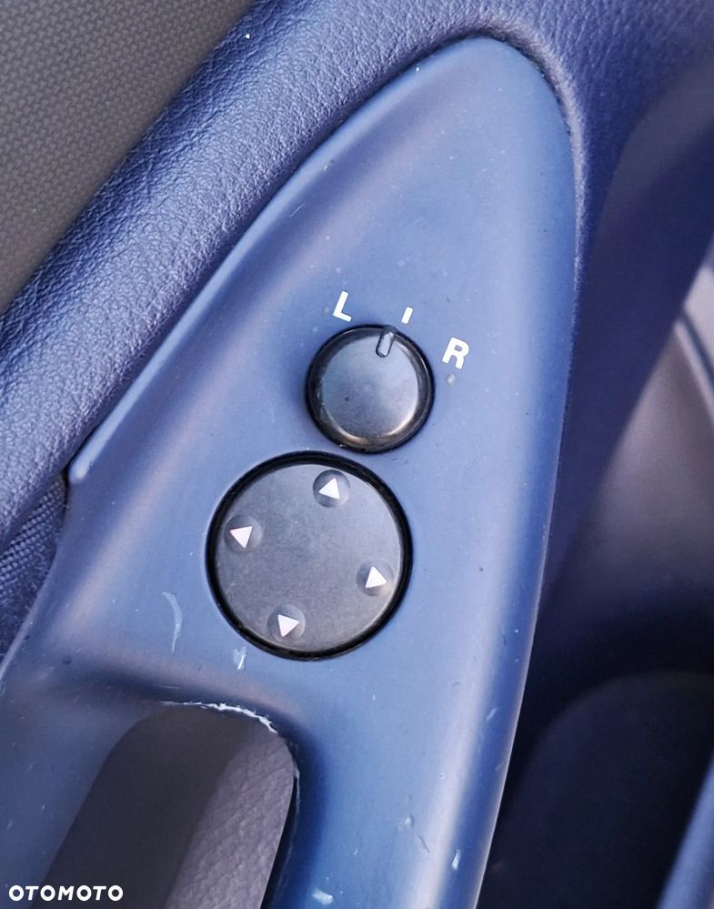 Audi A4 Limousine - 11