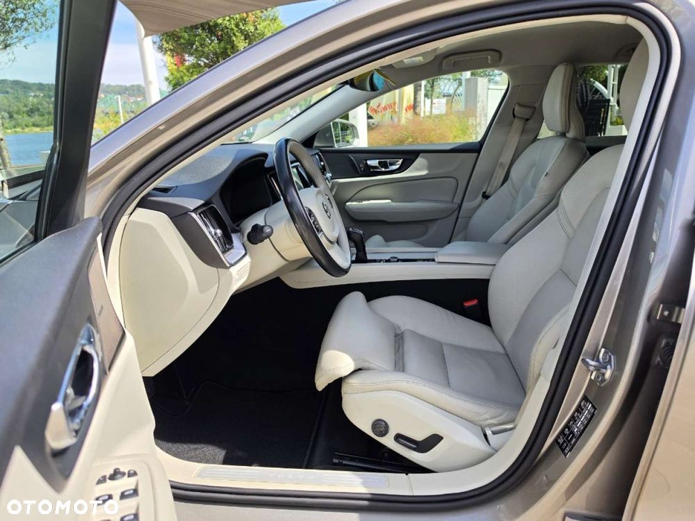 Volvo V60 - 4