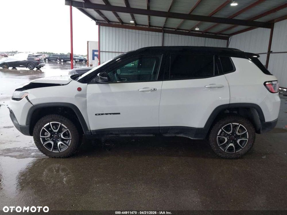 Jeep Compass - 8