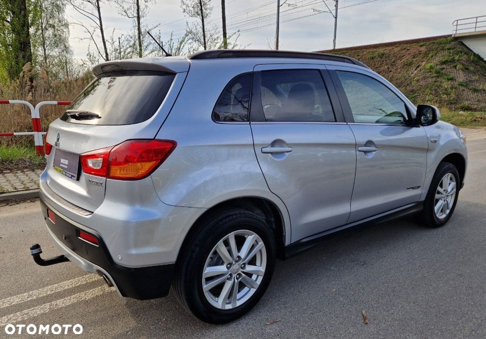 Mitsubishi ASX - 9