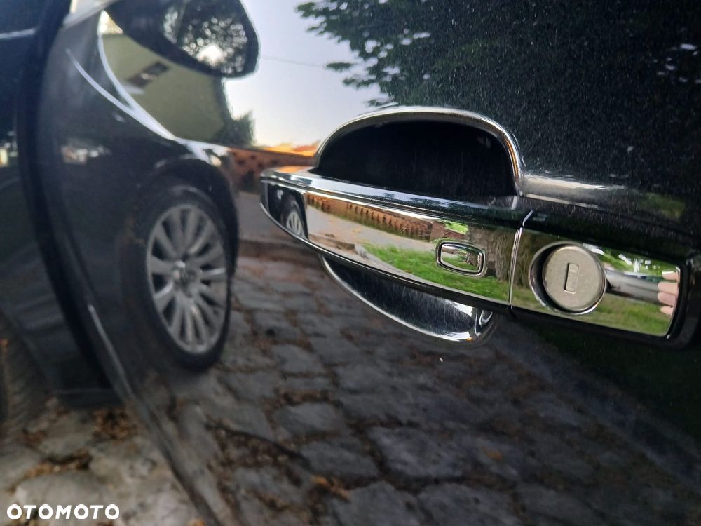 Opel Insignia - 25