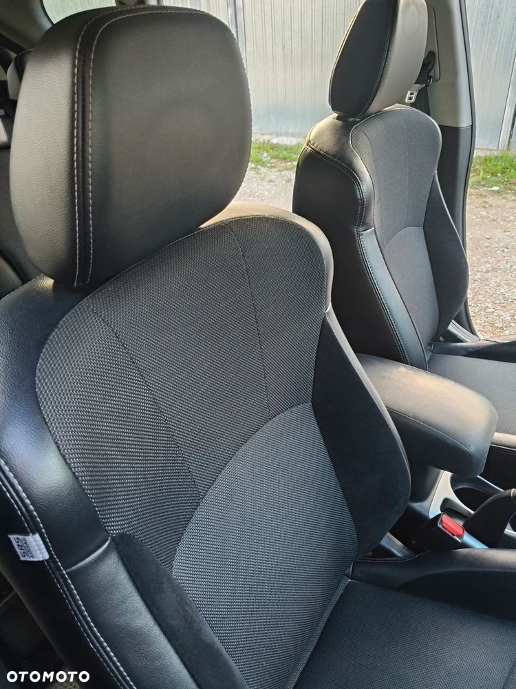 Mitsubishi Outlander - 28