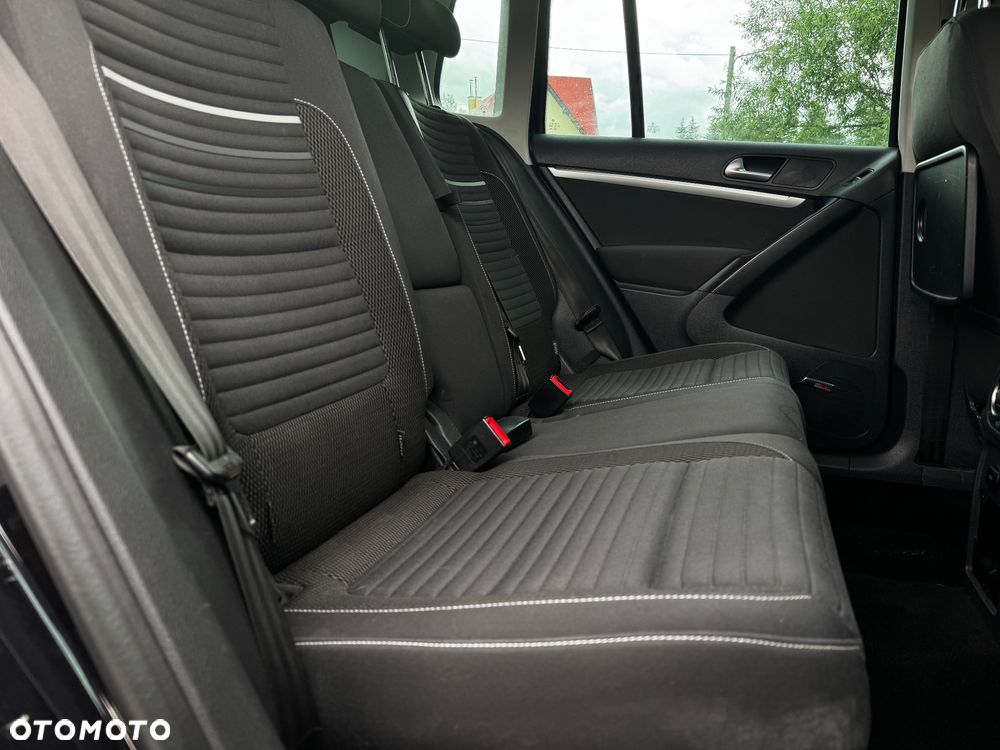 Volkswagen Tiguan 2.0 TDI DPF 4Motion BlueMotion Technology DSG Cup Track & Style - 6