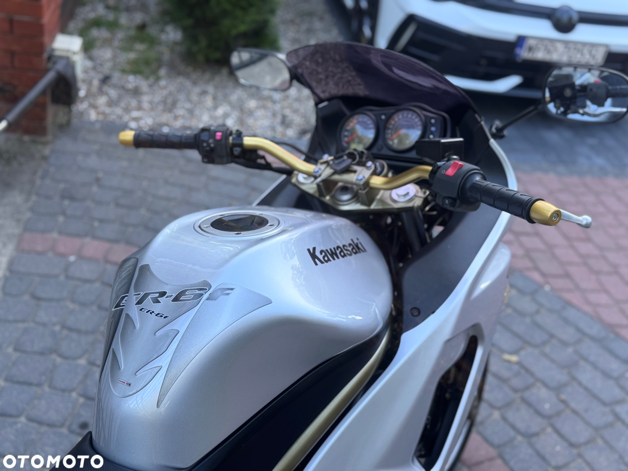 Kawasaki ER - 14