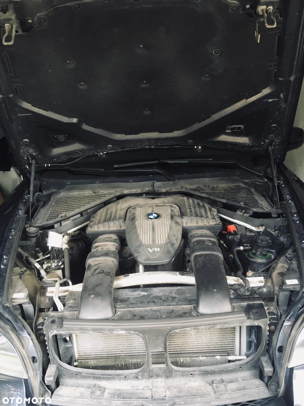 BMW X5 4.8i xDrive - 36