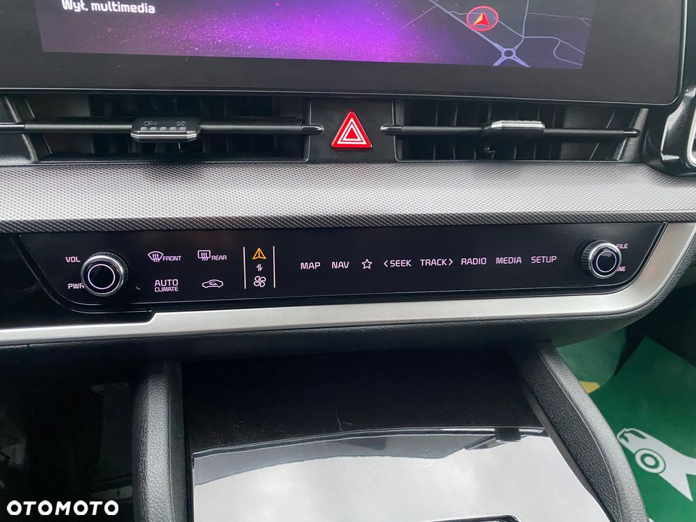 Kia Sportage 1.6 T-GDI MHEV Business Line 2WD DCT - 26