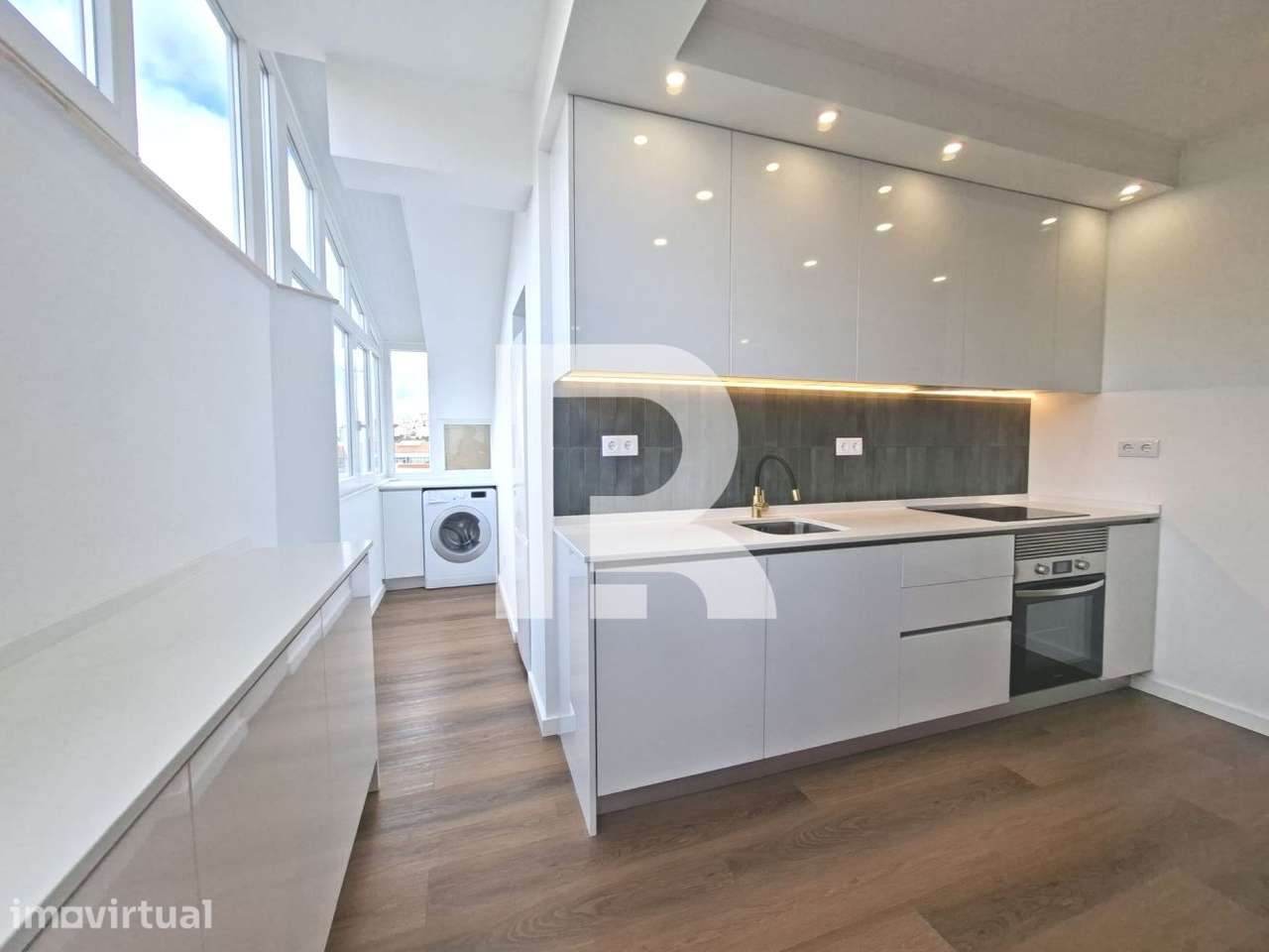 Apartamento T2 totalmente remodelado na Reboleira, Amadora - Grande imagem: 5/19