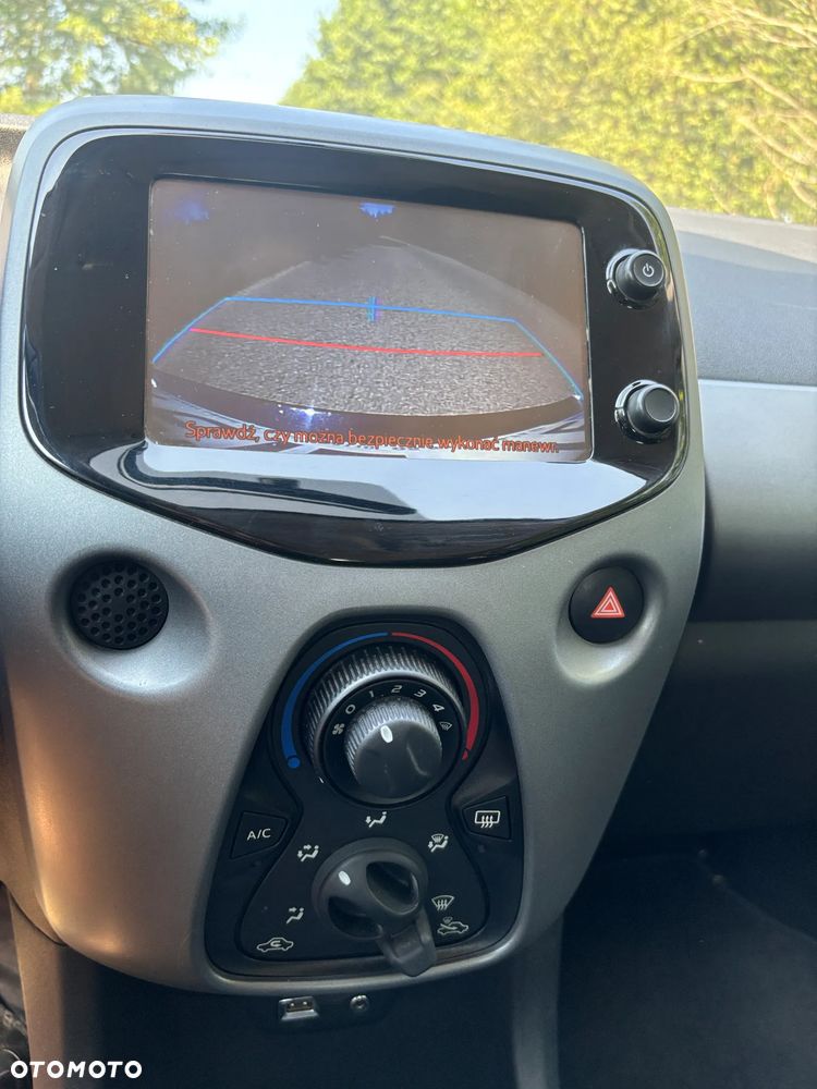 Toyota Aygo x-style - 12
