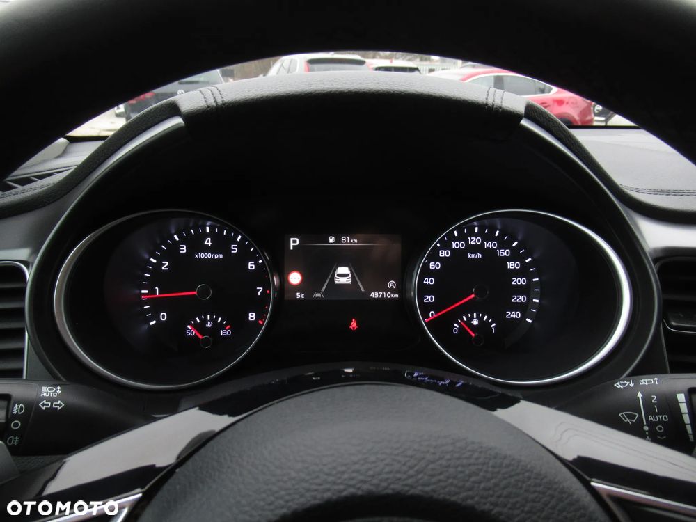 Kia Ceed 1.5 T-GDI M DCT - 32