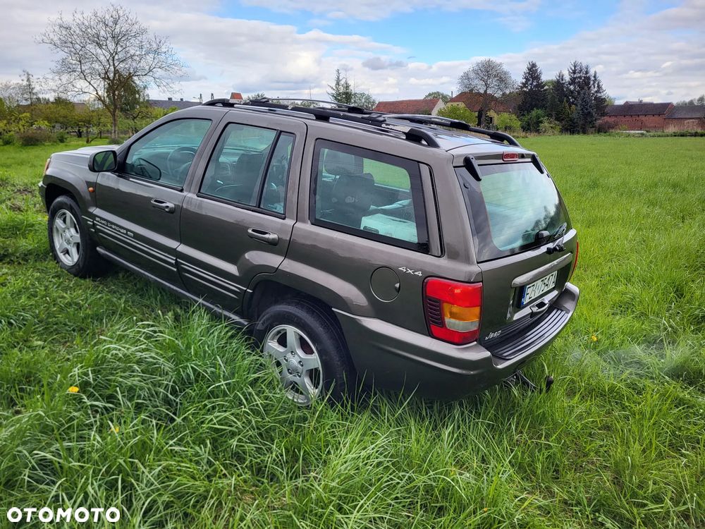 Jeep Grand Cherokee - 27
