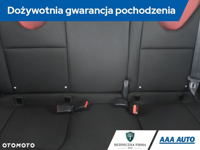 Renault Clio - 12