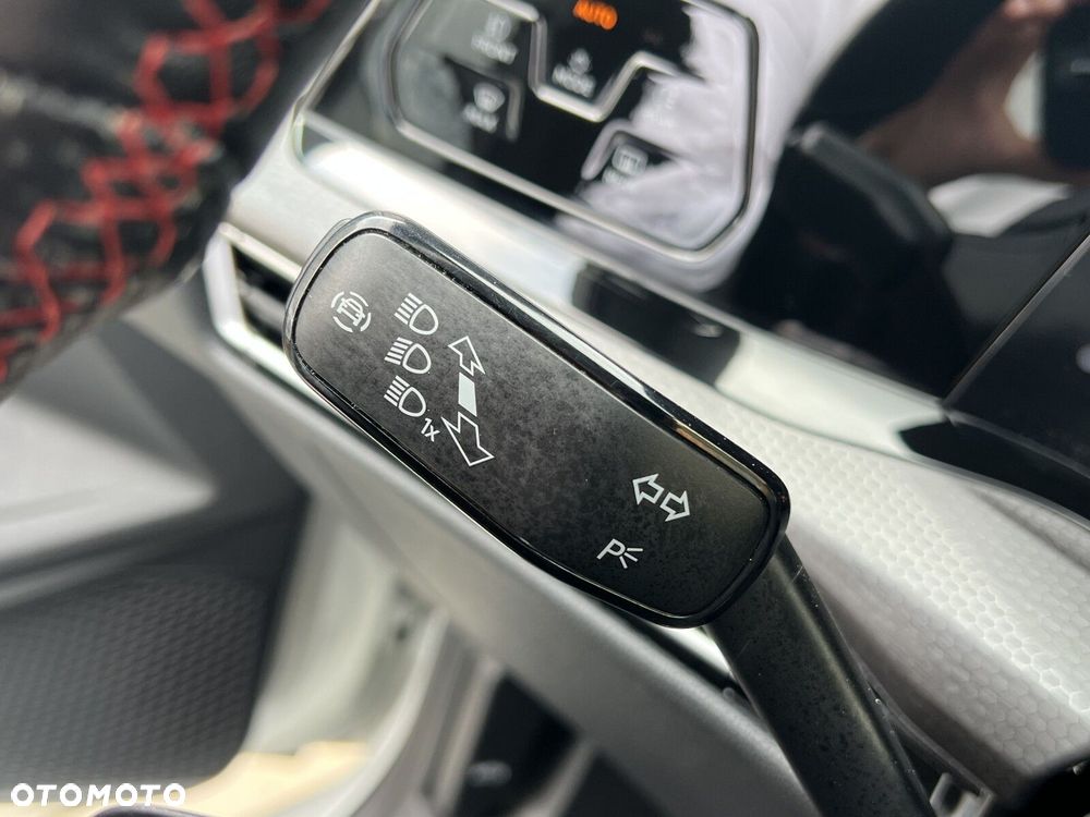 Volkswagen Golf 2.0 TSI GTI DSG - 14