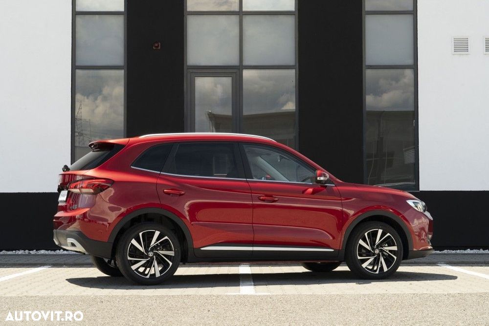 MG ZS HEV - 21