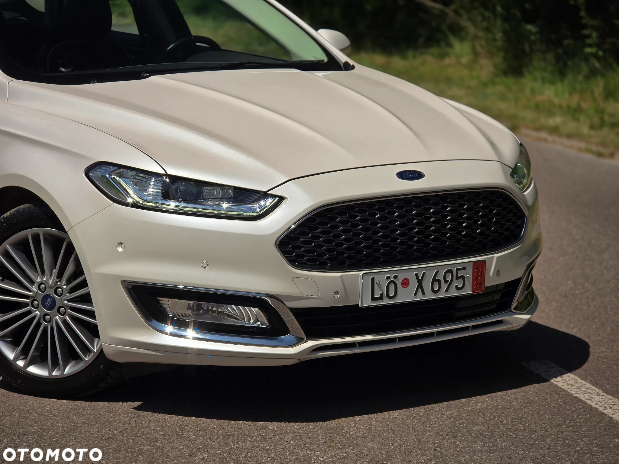 Ford Mondeo Vignale 2.0 Hybrid - 34