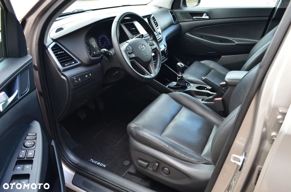 Hyundai Tucson blue 1.6 GDi 2WD Navi - 14