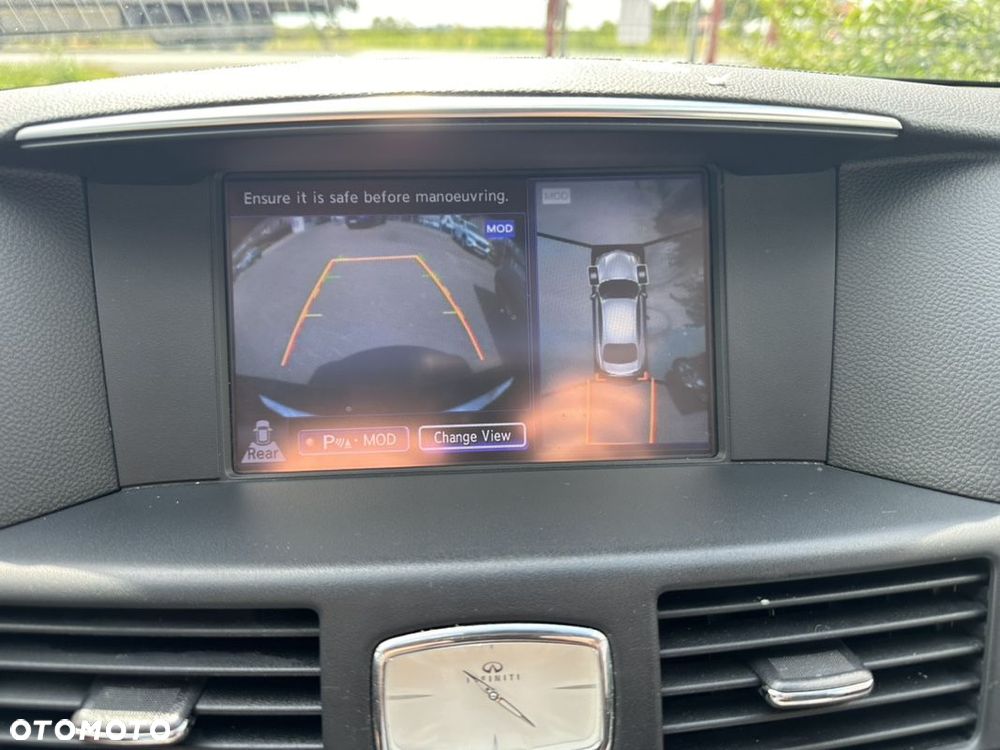 Infiniti Q70 2.2d Premium Executive - 6