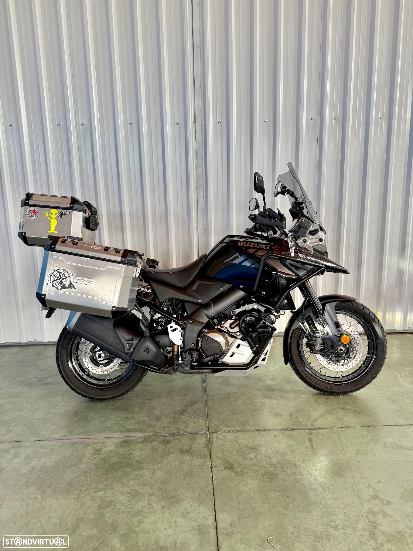 Suzuki DL Vstrom 1050 XT - 1