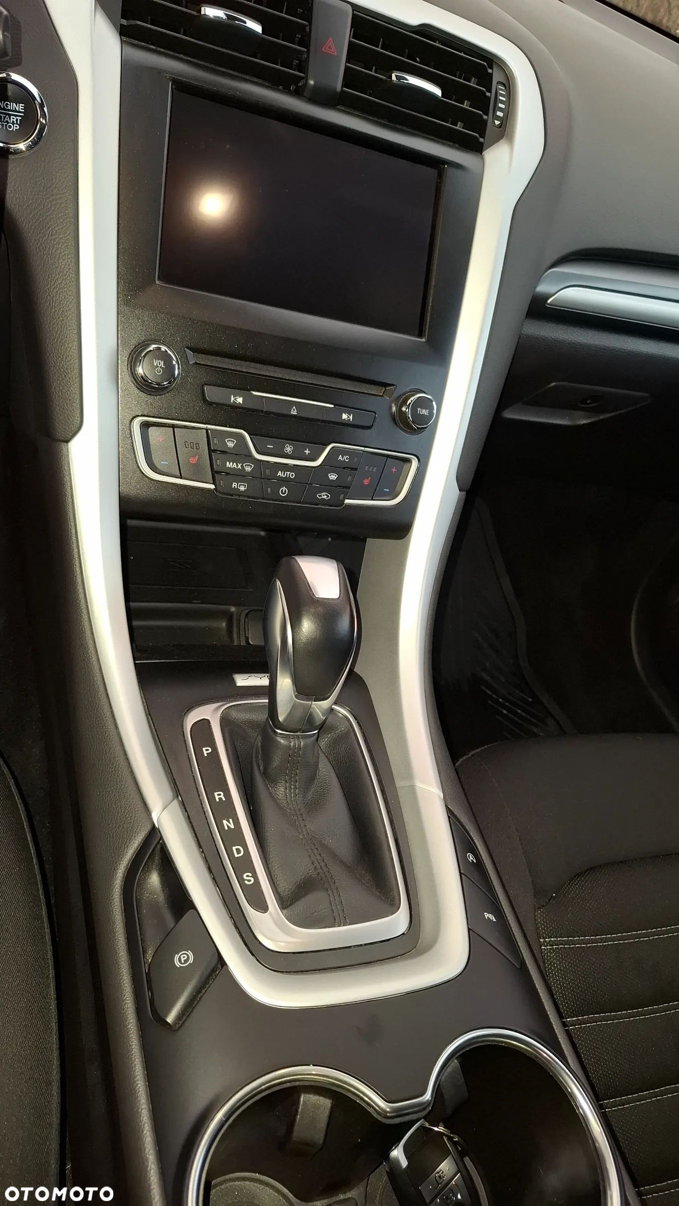 Ford Mondeo 1.5 EcoBoost Trend - 11