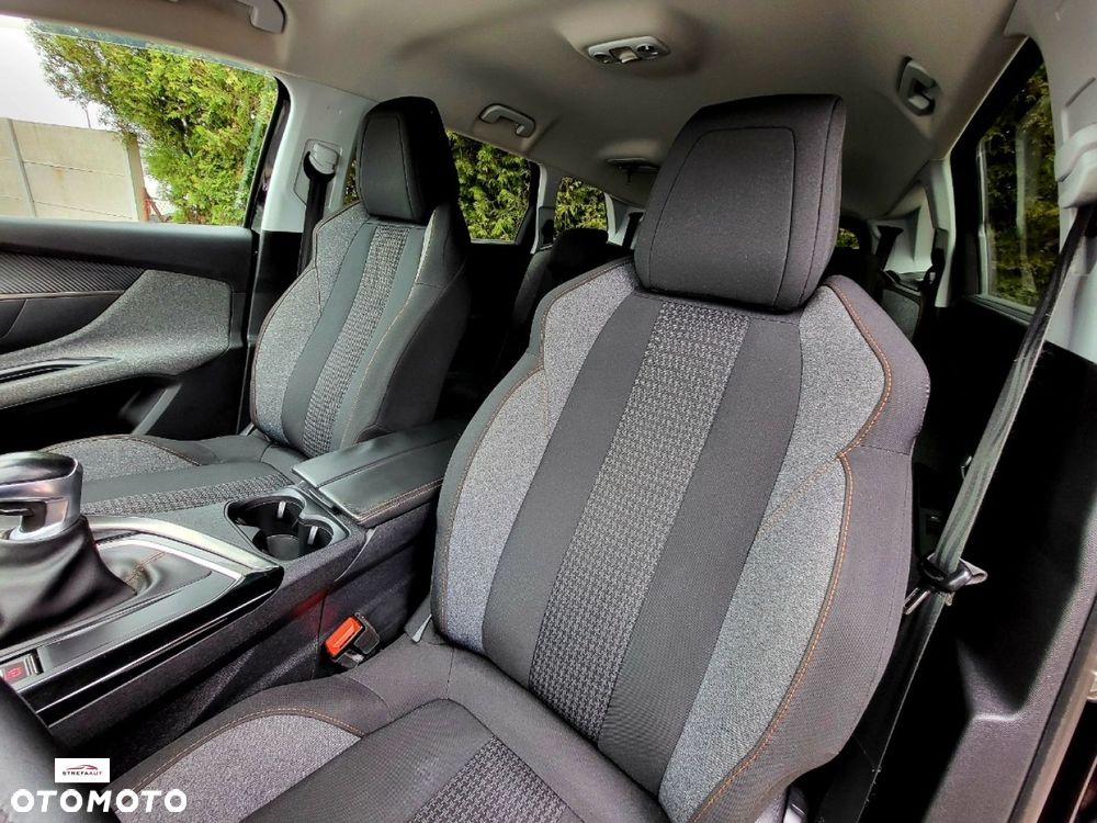 Peugeot 5008 - 11