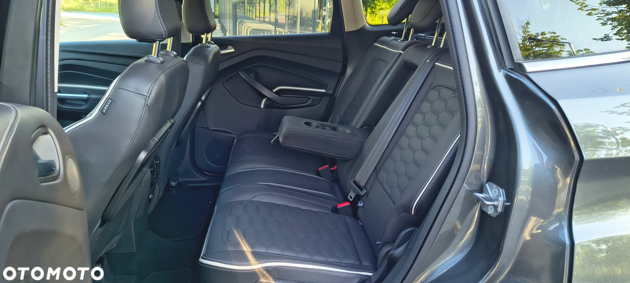 Ford Kuga 1.5 EcoBoost 2x4 Vignale - 18