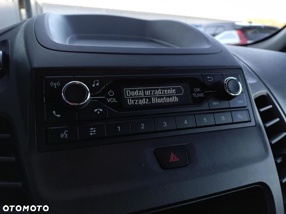 Ford Transit Connect - 17