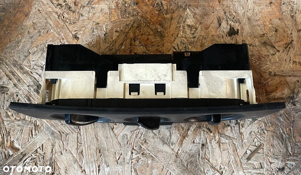 PANEL STEROWANIA NAWIEWU SKODA FABIA I 6Q0819445 - 2