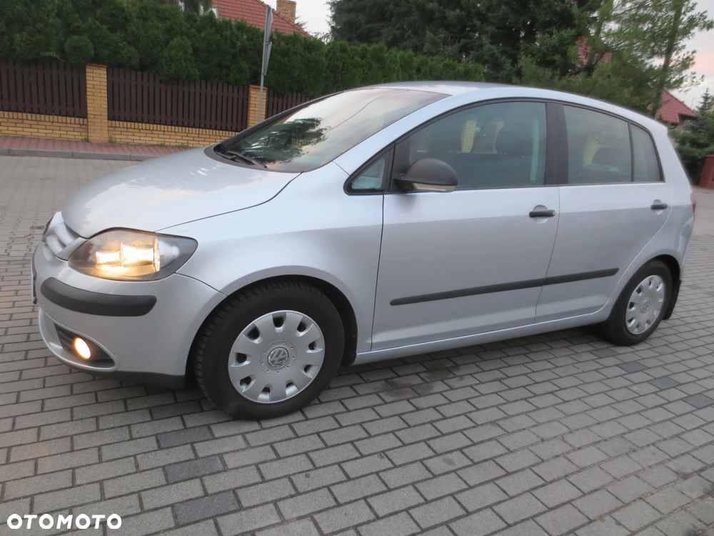 Volkswagen Golf Plus 1.9 TDI DPF Trendline DSG - 15