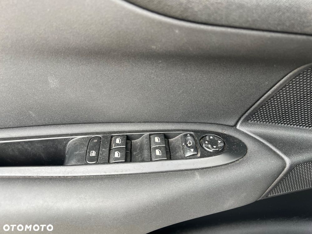Citroën C4 1.6 HDi Seduction - 18