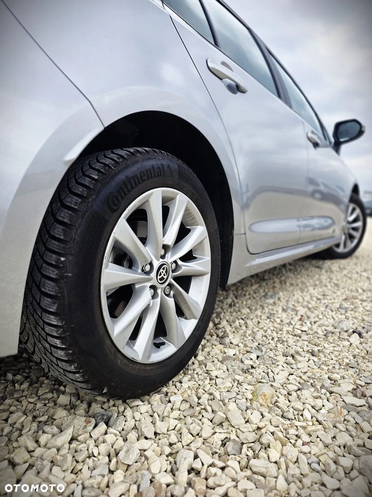 Toyota Corolla 1.8 Hybrid Comfort - 11