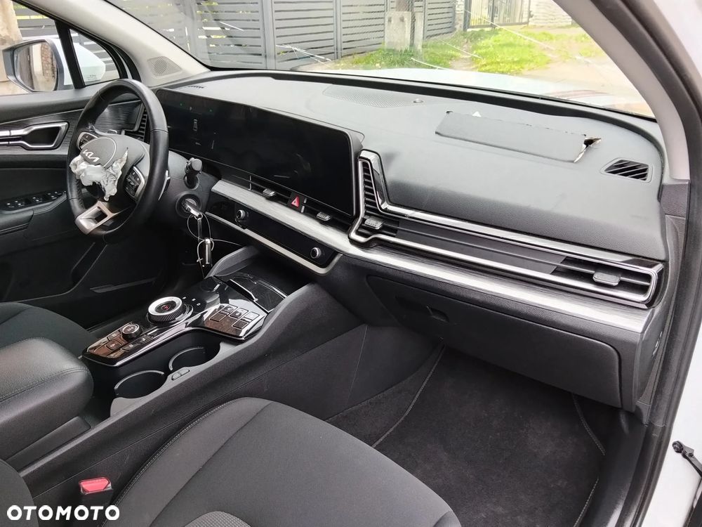 Kia Sportage 1.6 T-GDI MHEV Business Line 4WD DCT - 9