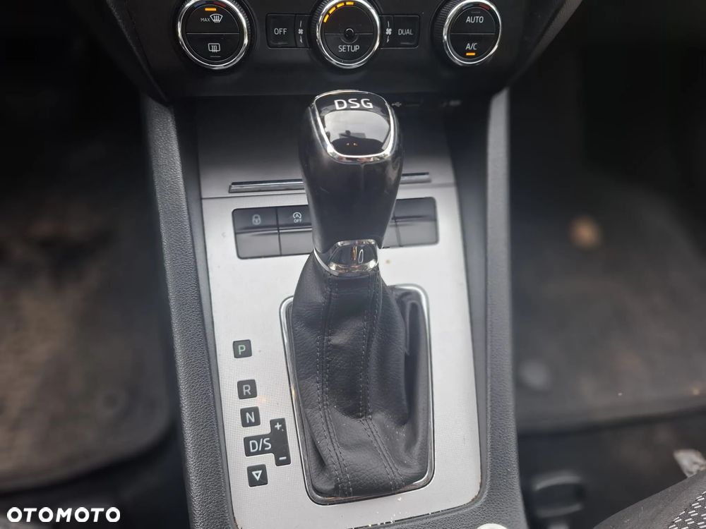 Skoda Octavia 2.0 TDI Ambition DSG - 19