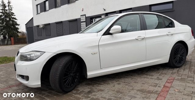 BMW Seria 3 318i - 7